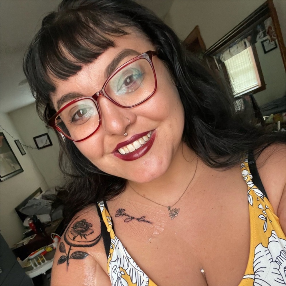 Meet your Posher, Tonya